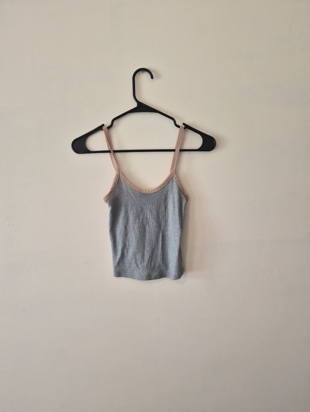 Women’s Ribbed Tank Top with Pink Trim